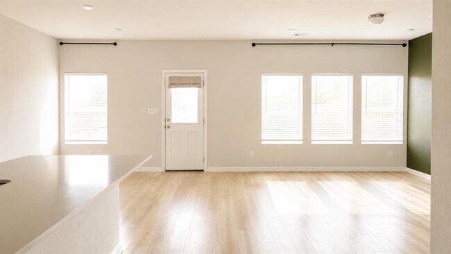 Building Photo - 13108 Chapala Wy