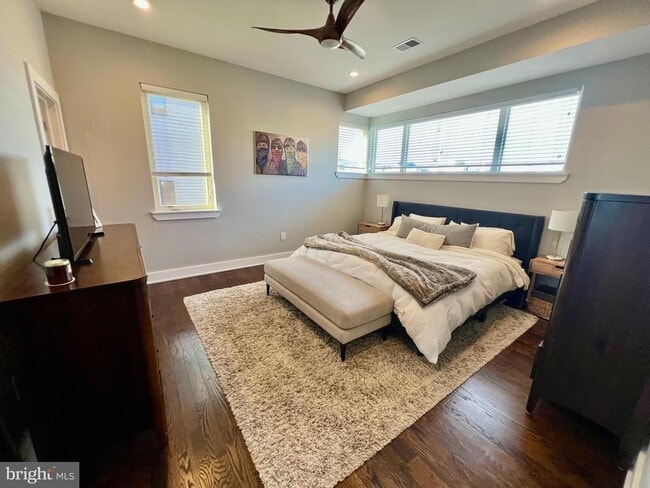 Building Photo - 1246 S Hancock St