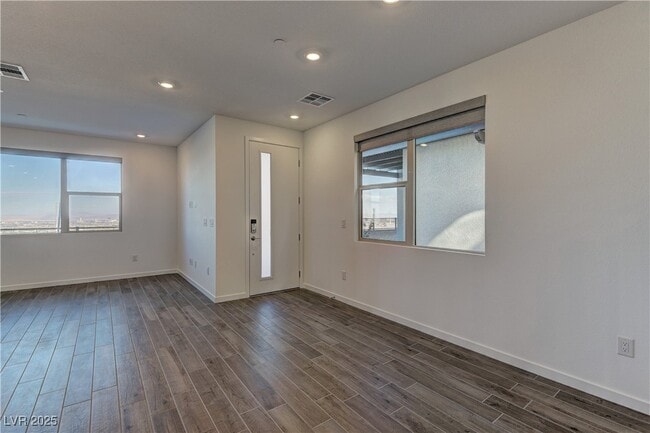 Building Photo - 1420 Song Lark Ln