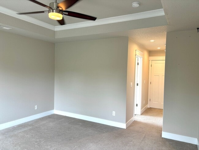 Building Photo - St. Johns Modern Build with Fenced Backyar...