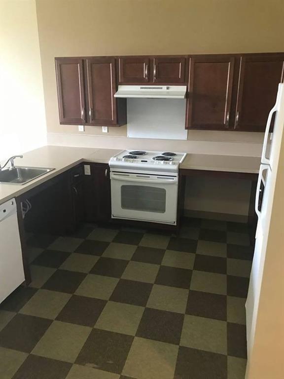 Building Photo - 3315 Mayo St