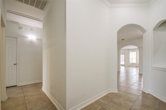 Building Photo - 18103 Double Bay Rd