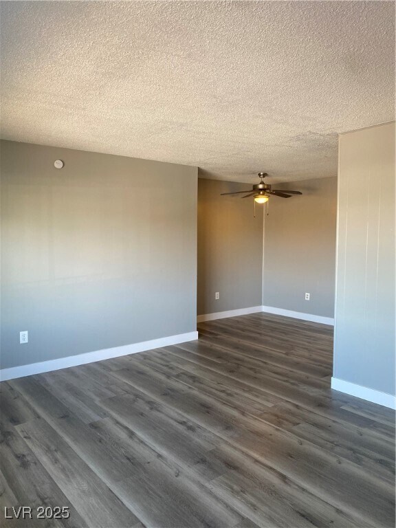 Building Photo - 1089 E Desert Inn Rd