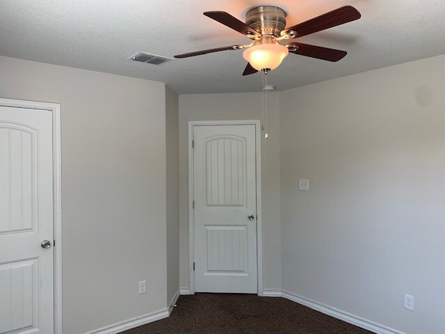 Building Photo - 1302 Garden Dusk