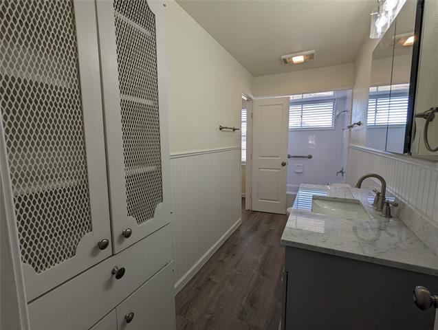 Building Photo - 512 Rorary Dr