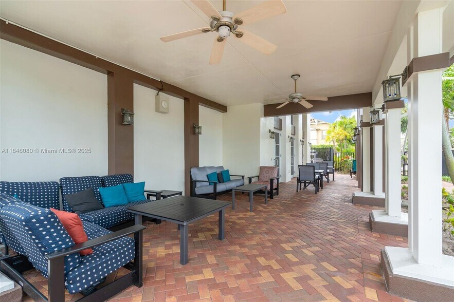Building Photo - 447 Corte Madera Ln
