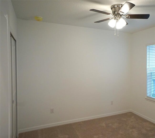 Building Photo - 20926 Drake Elm Dr