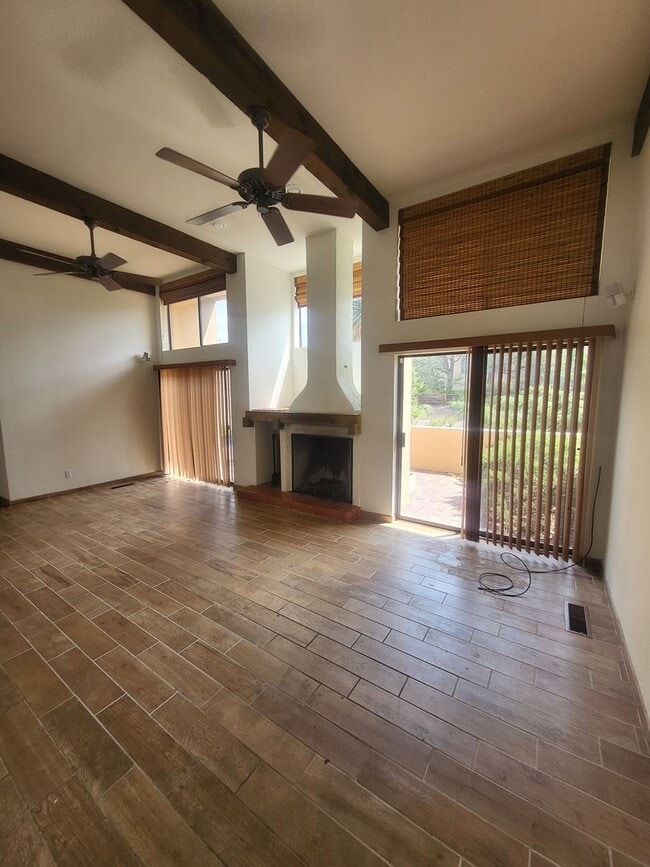 Building Photo - Sandia Heights Beauty 3 bedroom  2 bath