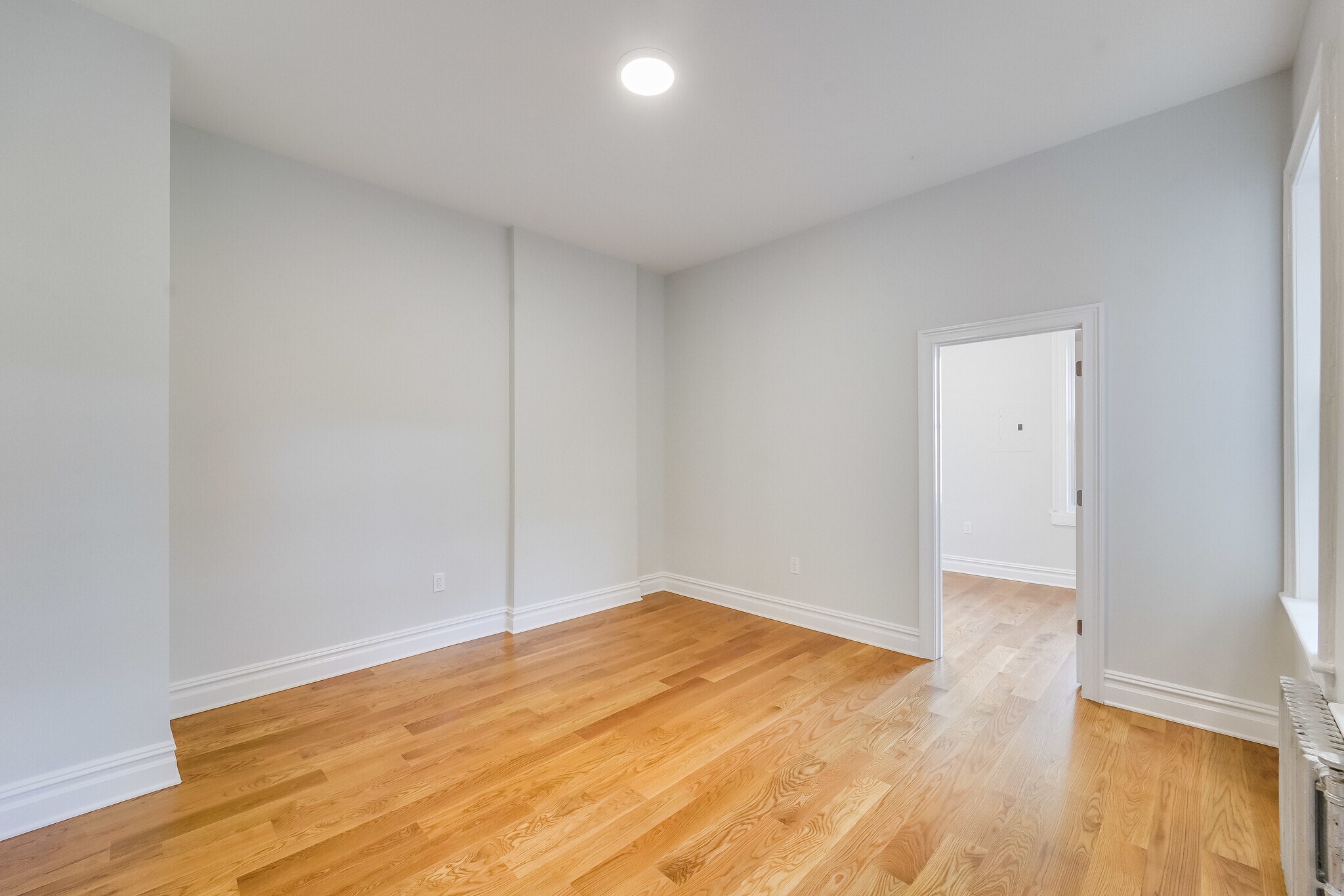 Building Photo - 266 3rd St