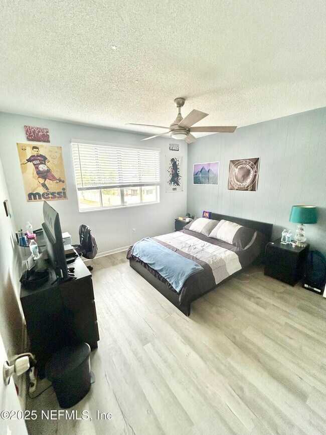 Building Photo - 7122 Cypress Cove Rd