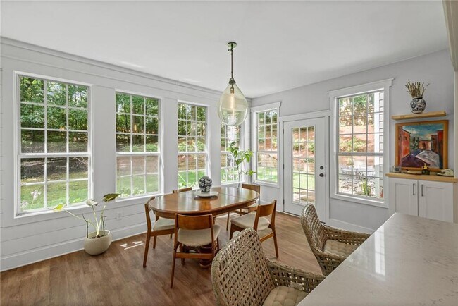 Building Photo - 135 Sable Pointe Dr