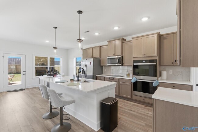 Building Photo - 7718 Emma Ann Wy NW