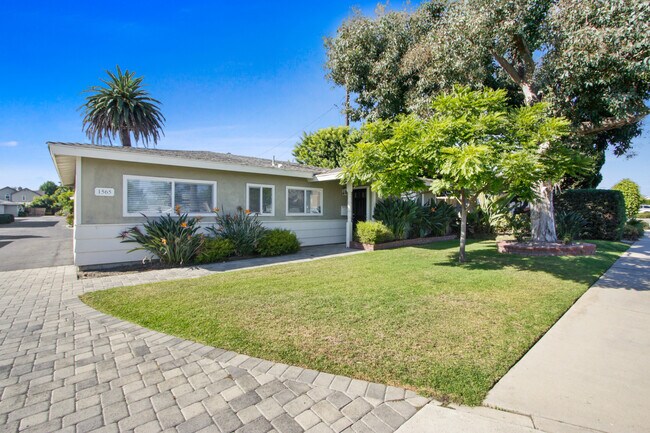 Front Exterior - 1565 Santa Ana Ave