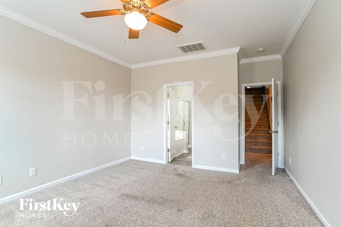 Building Photo - 4704 Sandtyn Dr