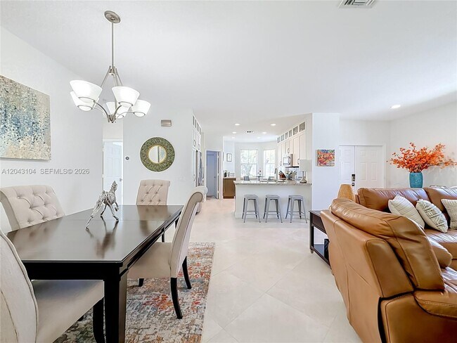 Building Photo - 1556 Winterberry Ln