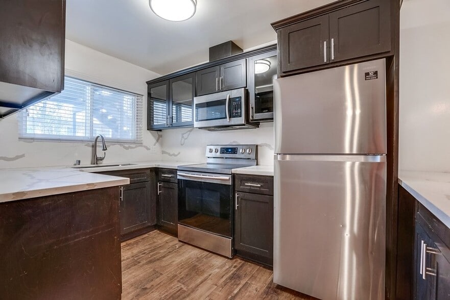 Interior Photo - Apartment Complex Near SoFi Stadium with Pool, BBQ Area, Gym and Parking.