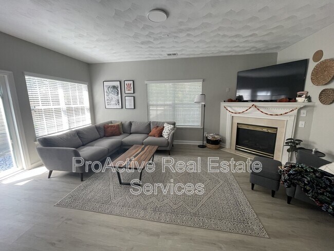 Building Photo - 5268 Pirata Pl