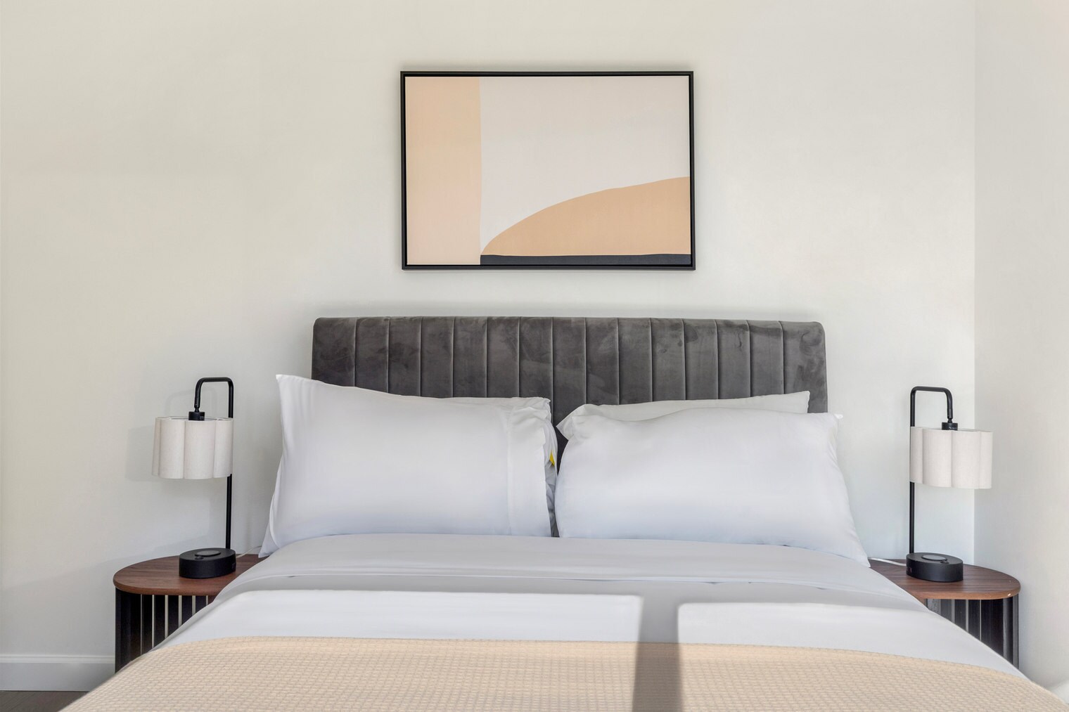 Building Photo - 561 10th Ave