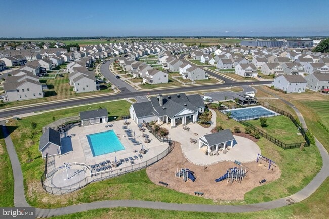 Building Photo - 351 Goodwick Dr