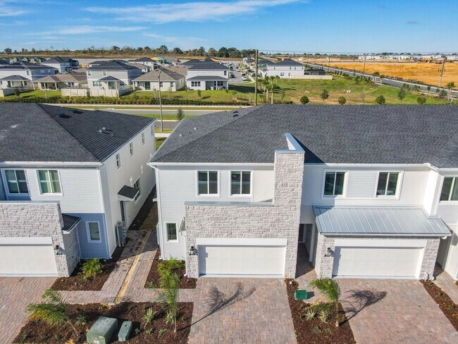 Building Photo - 409 Bogey Dr