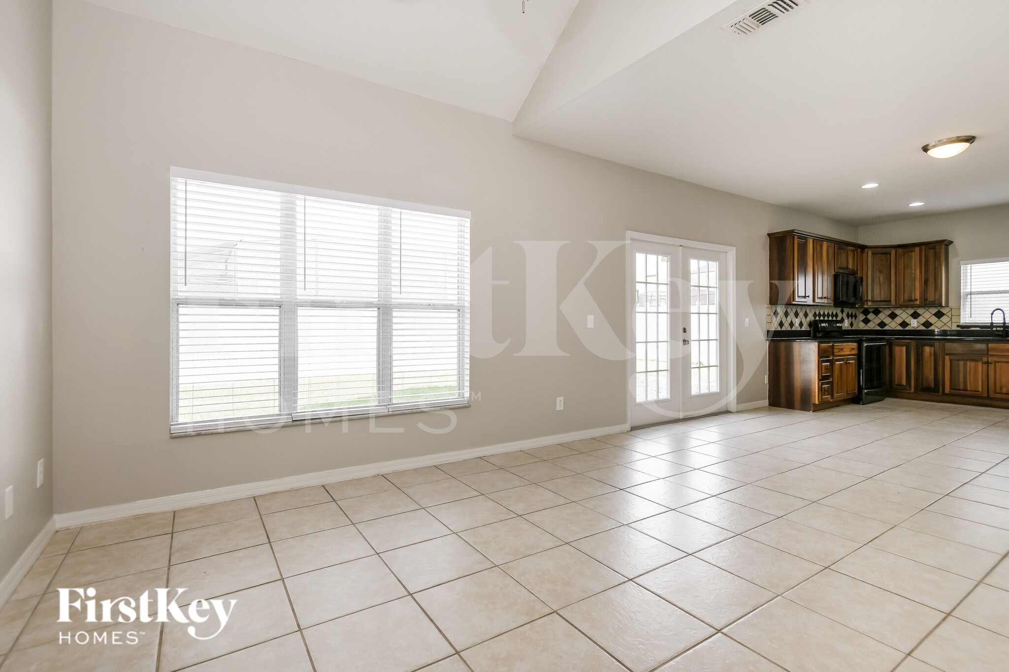 Building Photo - 288 Magical Way