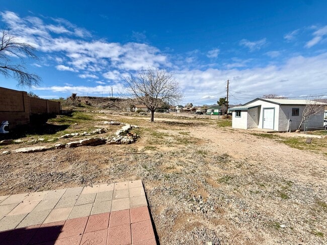 Building Photo - Charming Newly Updated 1 Bed / 1 Bath in the Heart of Kingman- Available Now!