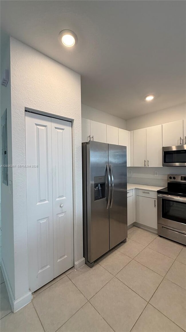 Building Photo - 13265 SW 286th Terrace