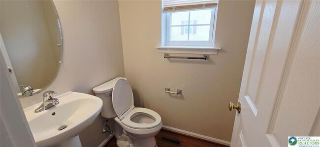 Building Photo - 3791 Knight Dr