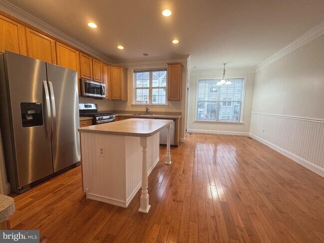 Building Photo - 42496 Coronado Terrace