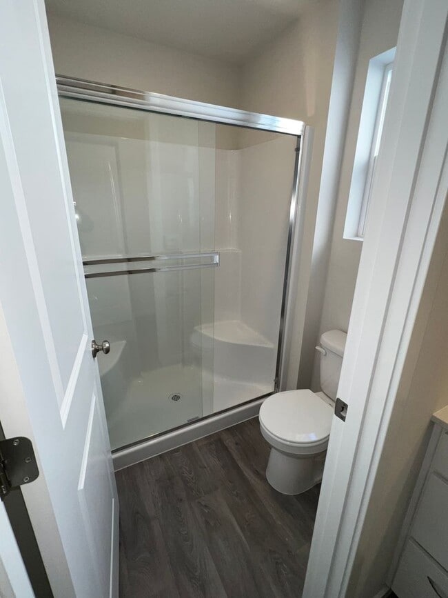 Building Photo - LIKE NEW Spacious 2 Story Home on Corner L...