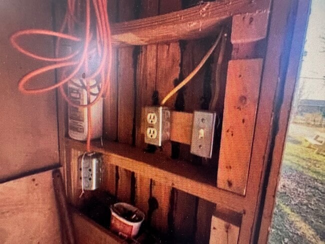 Building Photo - 202 E South St