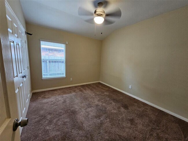 Building Photo - 22434 Highfield Ridge Ln