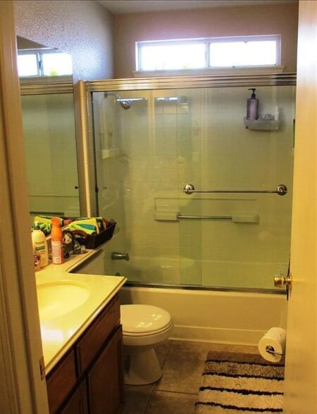 Building Photo - 6225 Colony Park Dr