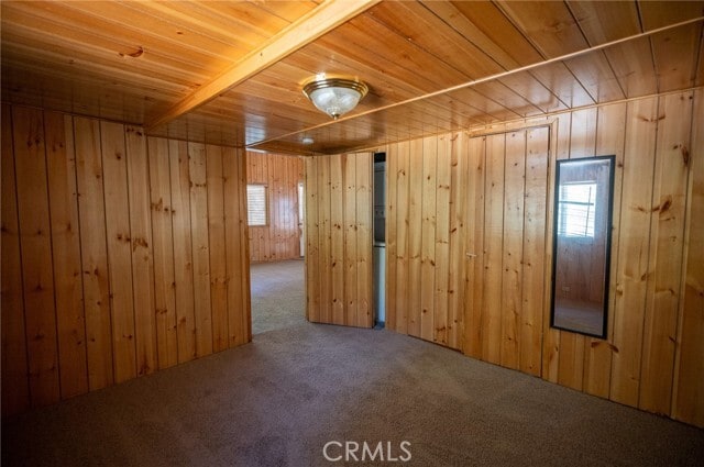 Building Photo - 2462 Spring Dr