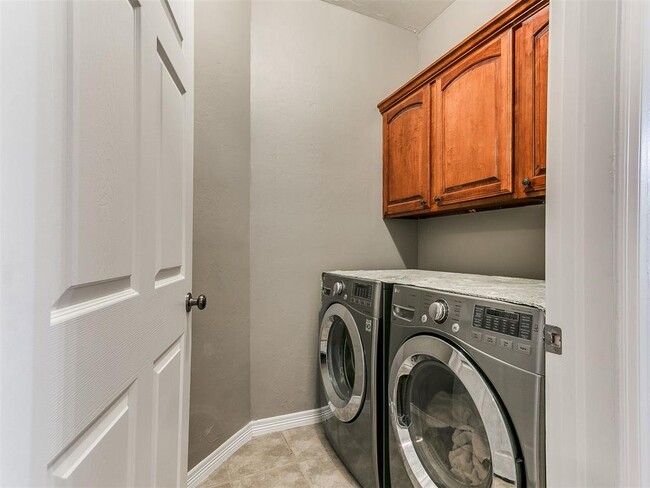 Building Photo - 12401 SW 7th St