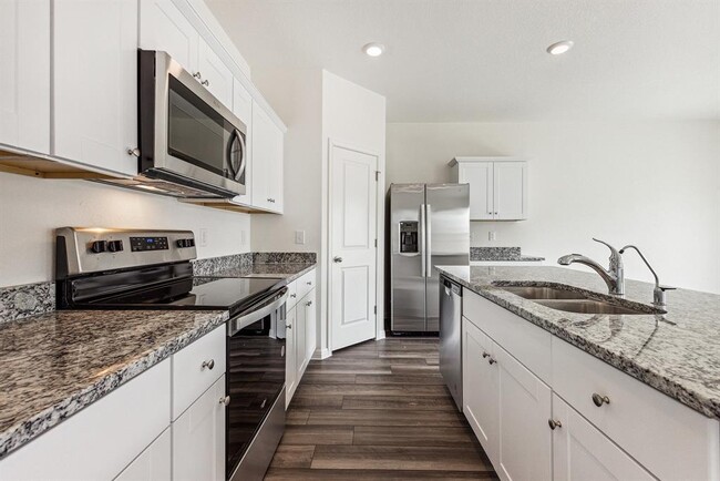 Building Photo - 635 Gemsbok Rd