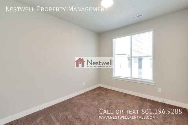 Building Photo - 4716 W Grady Ln