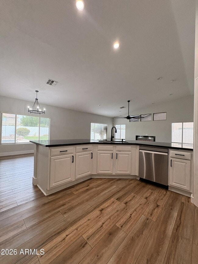 Building Photo - 13528 W Windsor Blvd