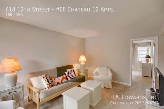 Building Photo - 618 12th St