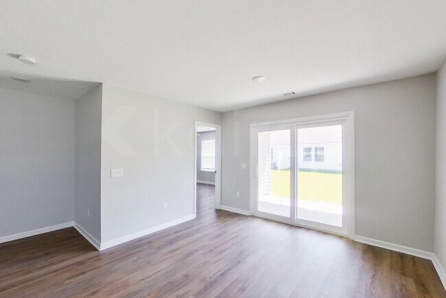 Building Photo - 10 Camper Cir