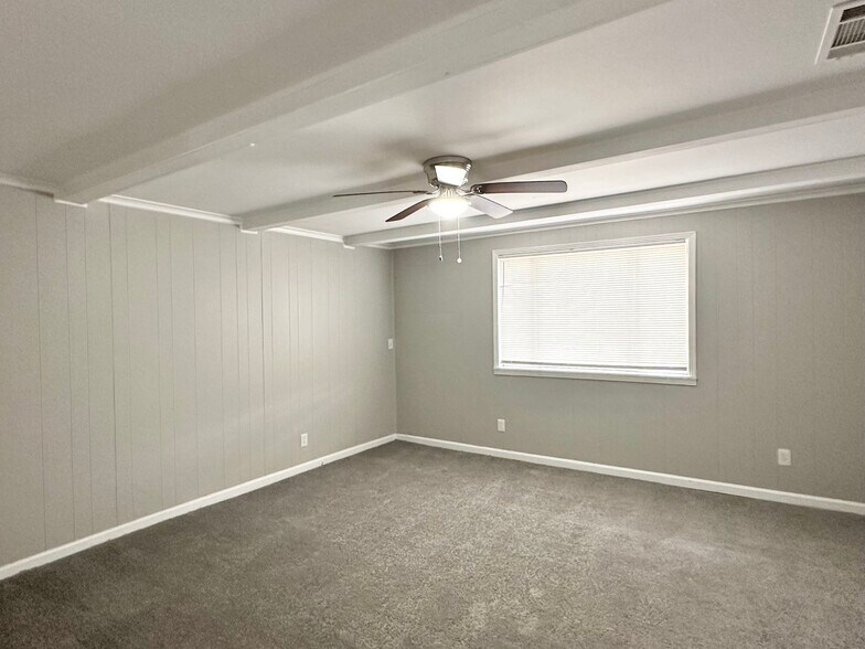 Building Photo - 2784 Bragg Ln
