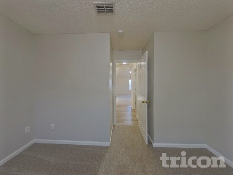 Building Photo - 83151 St Mark Dr