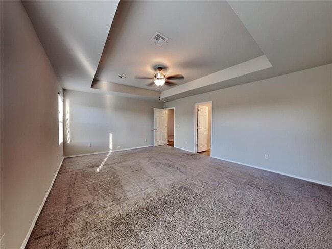 Building Photo - 2033 W Hunters Springs Way
