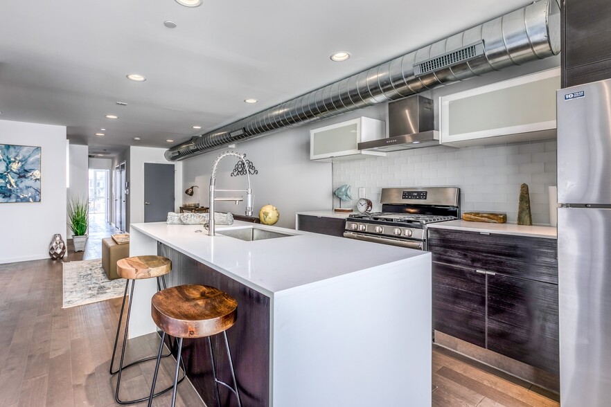 Building Photo - 1613 N 7th St