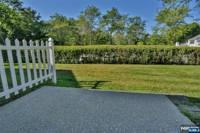 Building Photo - 79 Konight Ct