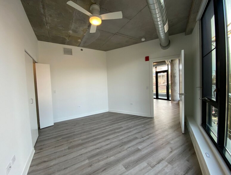 Building Photo - 1120 W Patterson Ave