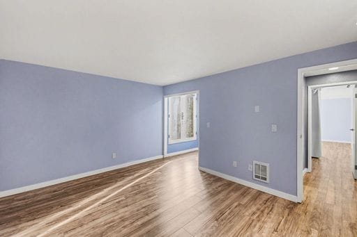 Building Photo - 13820 NE 65th St