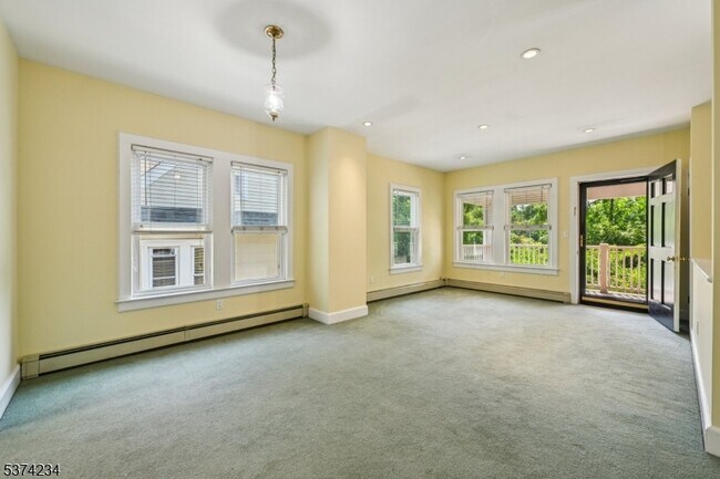 Building Photo - 53 Wetmore Ave
