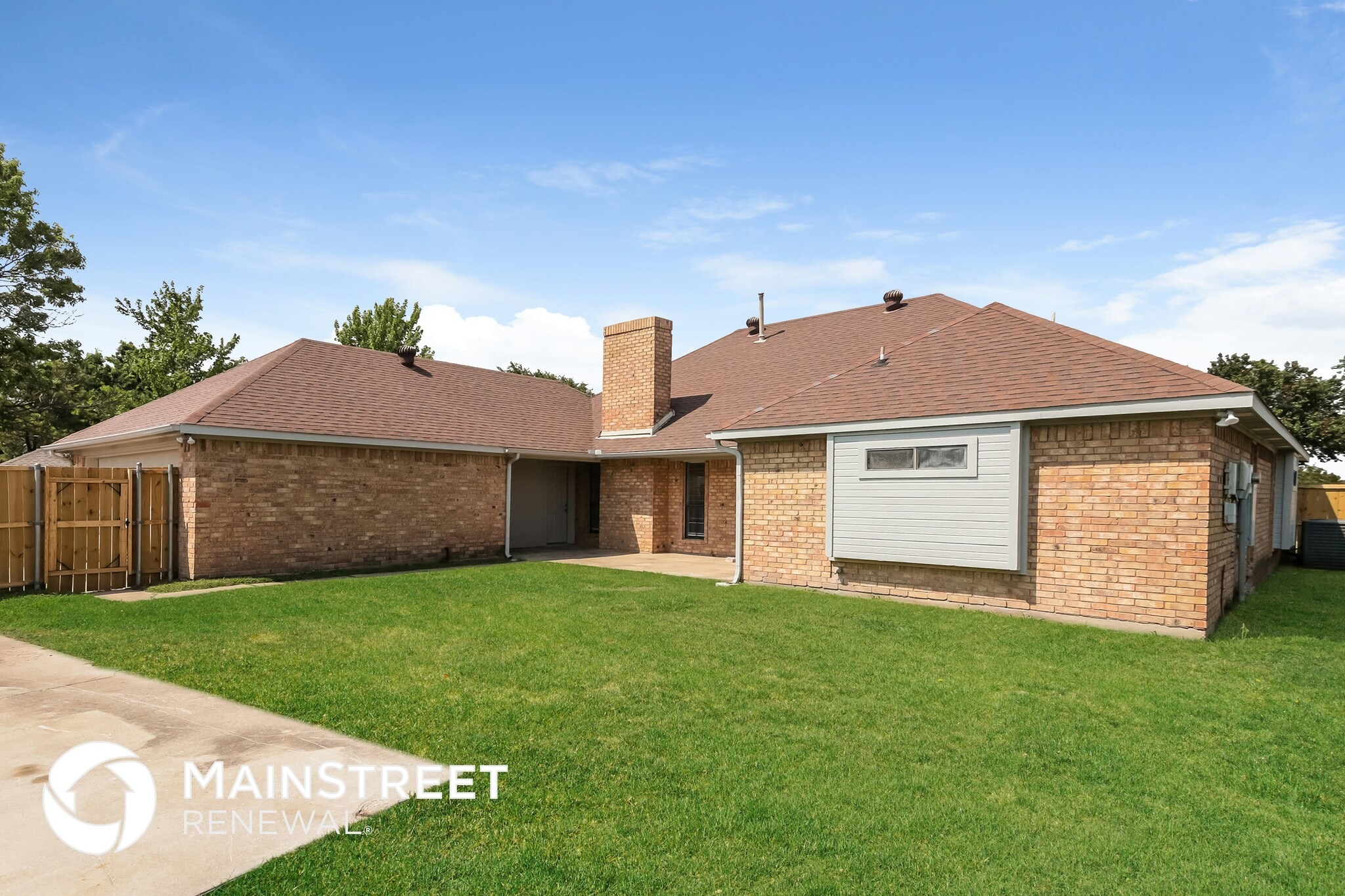 Building Photo - 1105 Chimney Rock Trail
