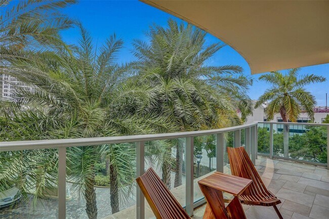 Building Photo - 2501 S Ocean Dr